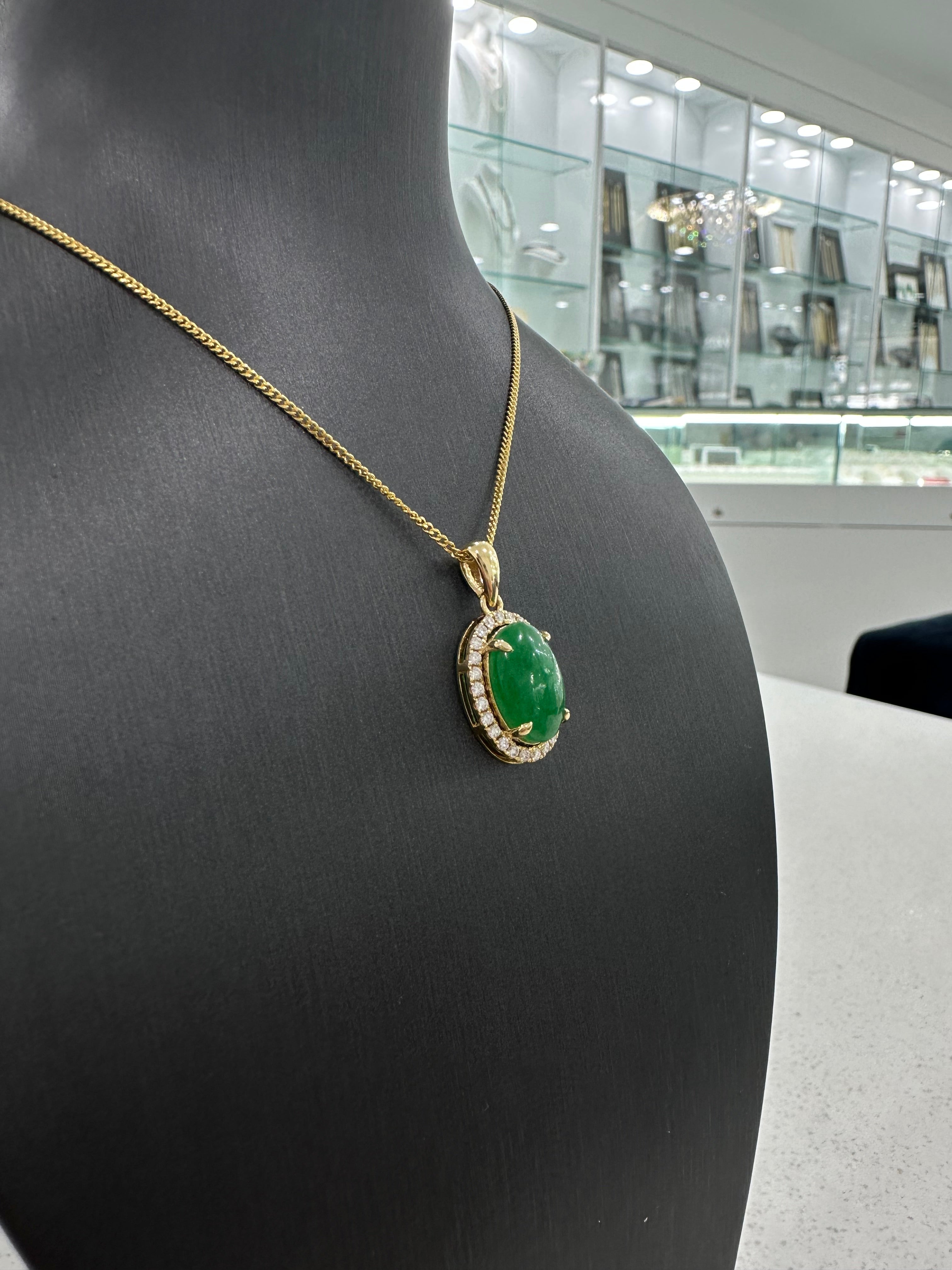 Oval Pendant | 18K Yellow Gold Burmese Jade Diamond Pendant